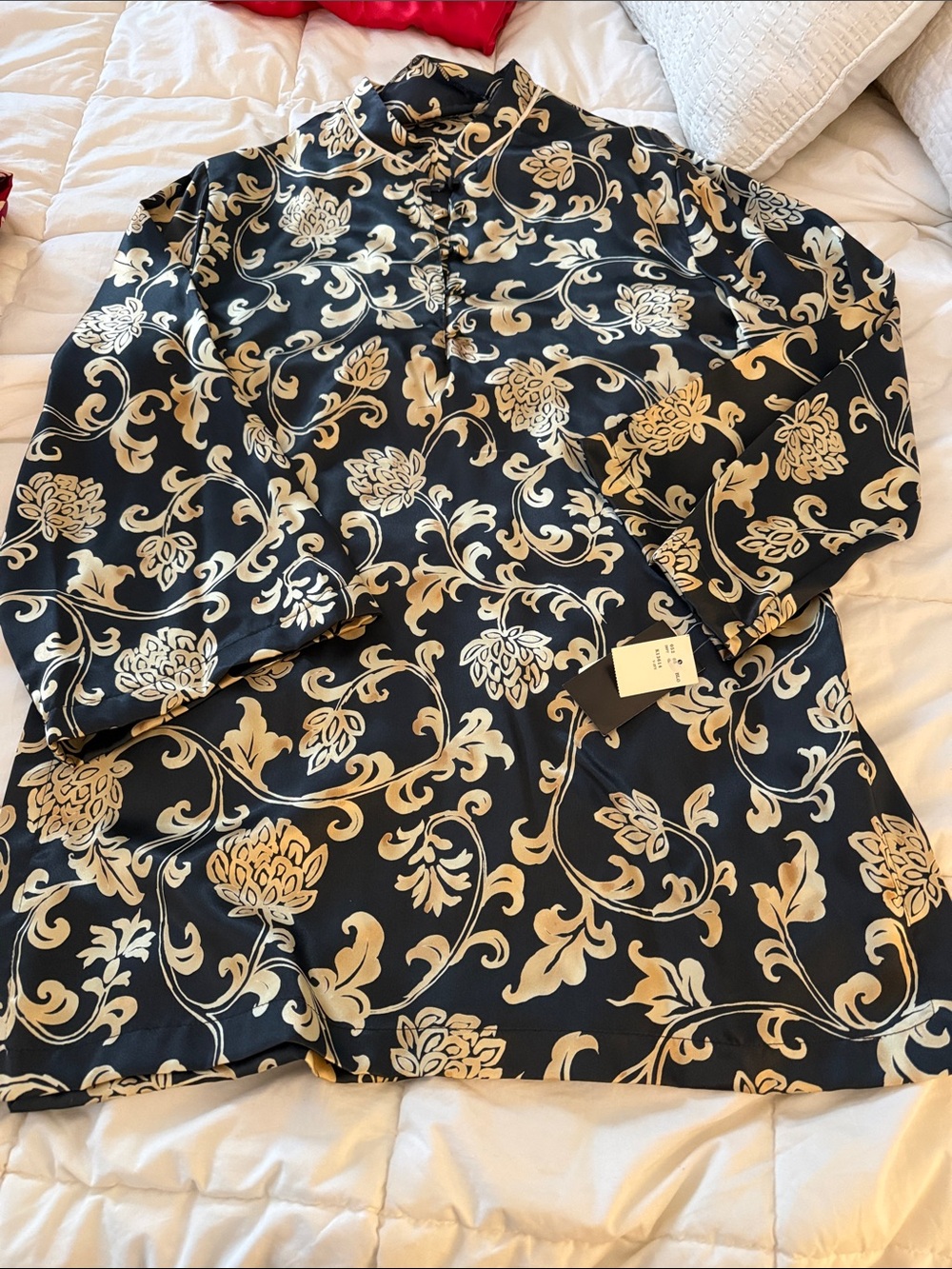 Natori black and gold pajama set nwt
